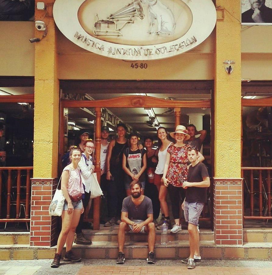 Raiz Hostel Medellin Ngoại thất bức ảnh